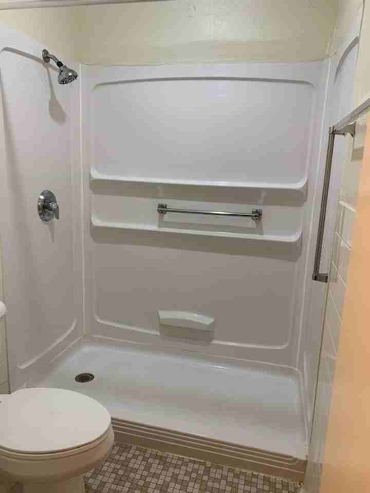Bluffview Apartments - Photo 7 of 50