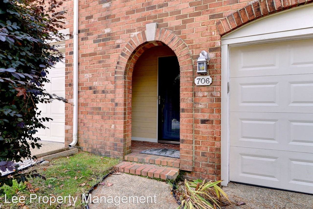 706 Todd Trl - Photo 3 of 50