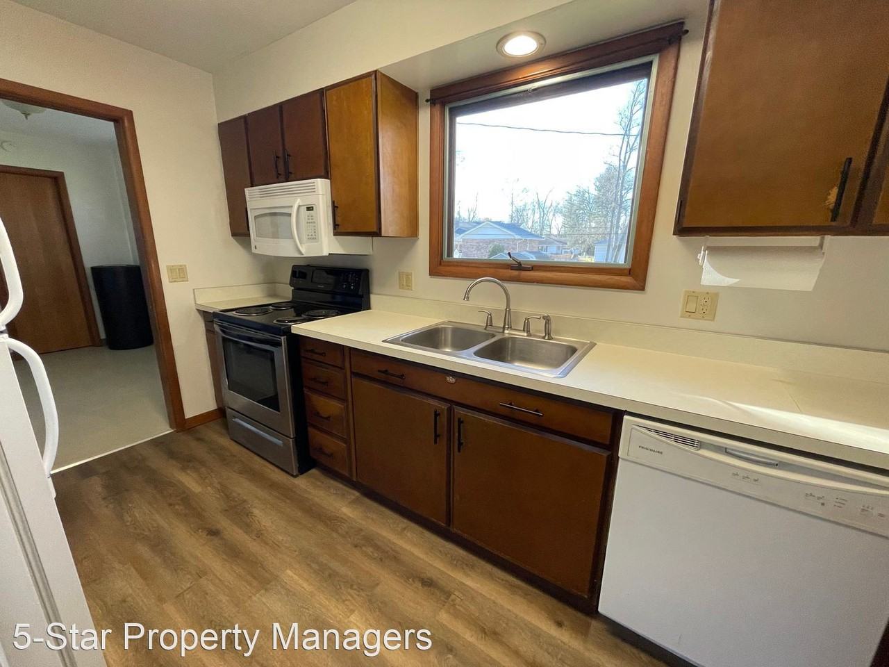 2607 Woodland Dr - Photo 3 of 18