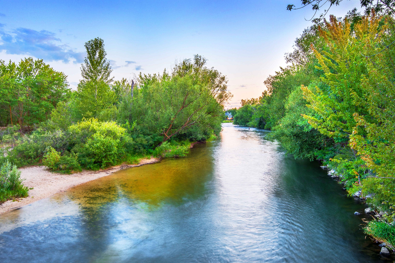 Eagle River Apartments - Photo 7 of 12