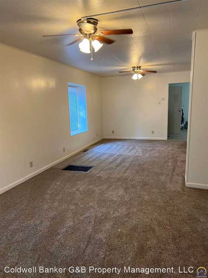 1605 Sw Clay St - Photo 2 of 14