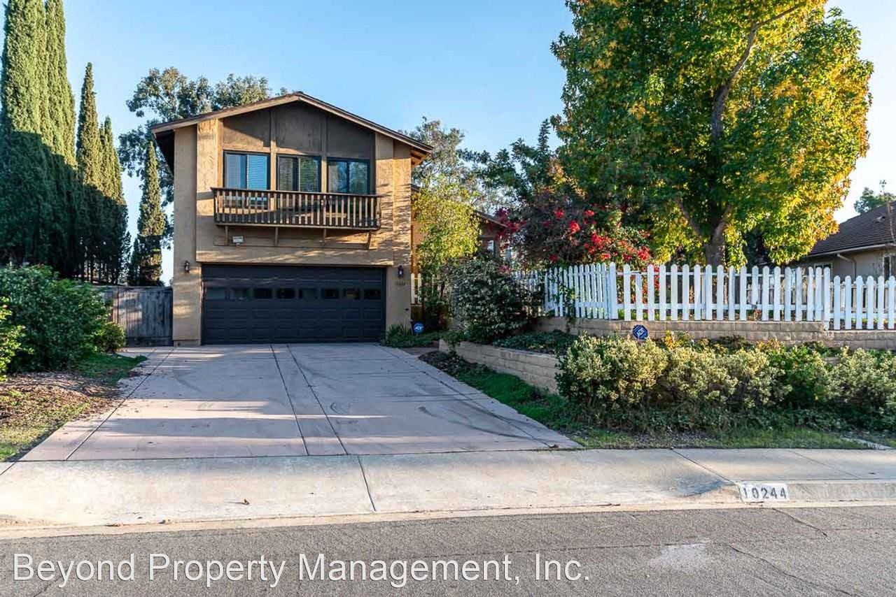 10244 Avenida Magnifica - Photo 2 of 27