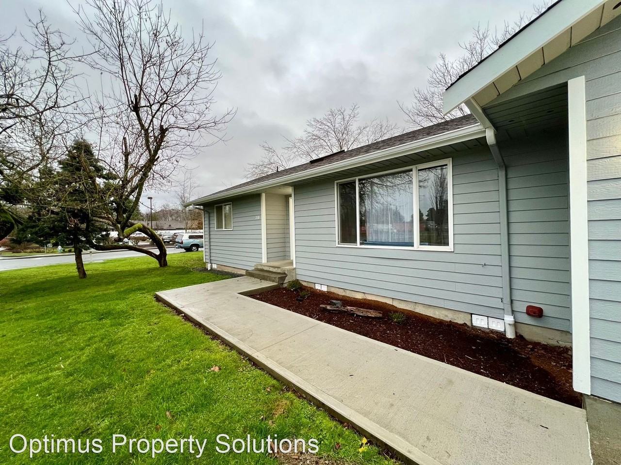 210 4th St - Photo 2 of 34