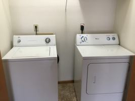 featured image of 2640 2640 2641 Bush Ct.