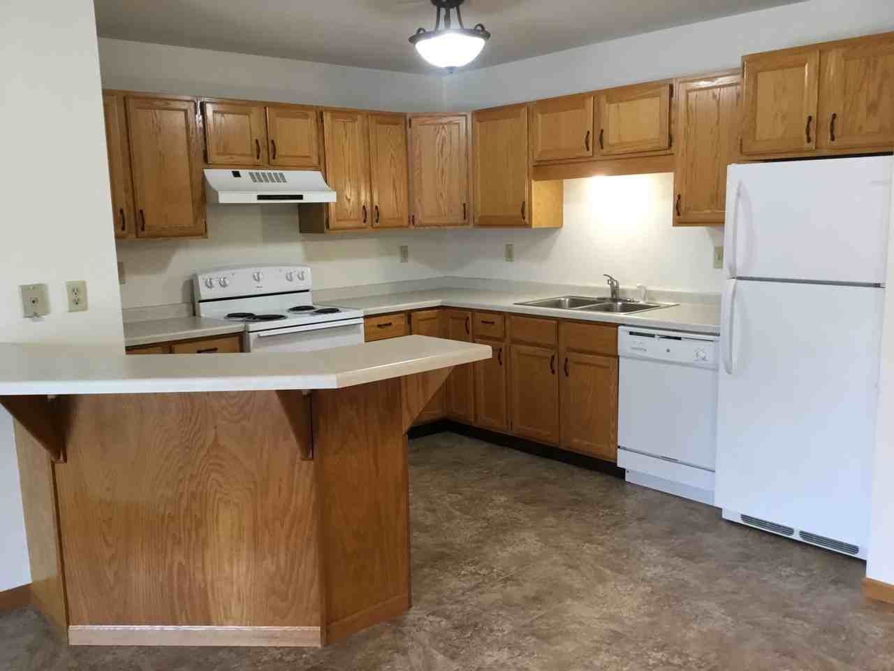 Edge - Photo 2 of 20