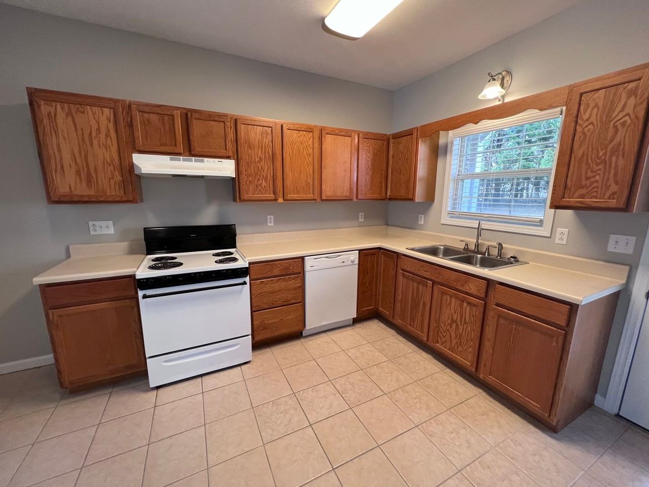 Rand Powell - Photo 7 of 38