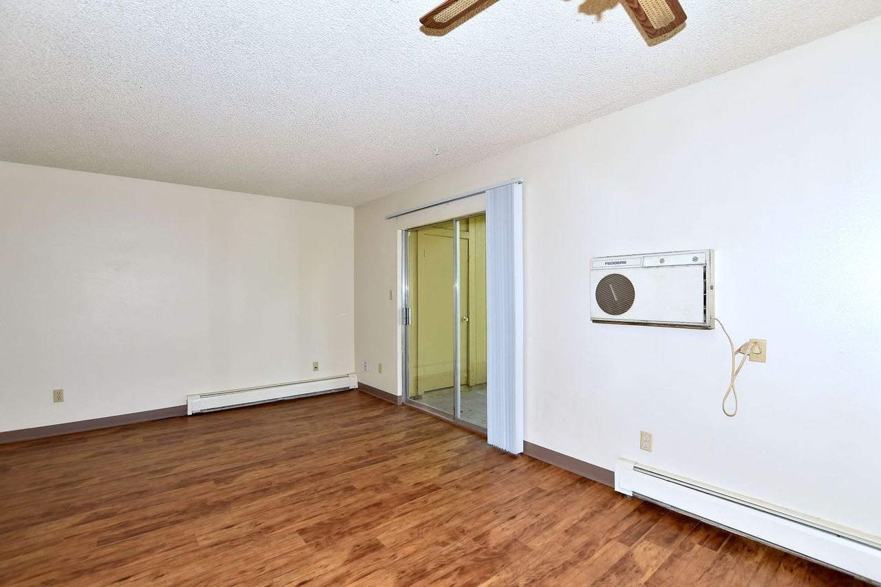 Brookview Apartments - Photo 6 of 15