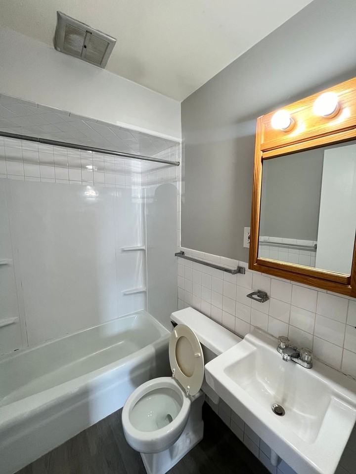 2111 Todd Dr - Photo 7 of 8