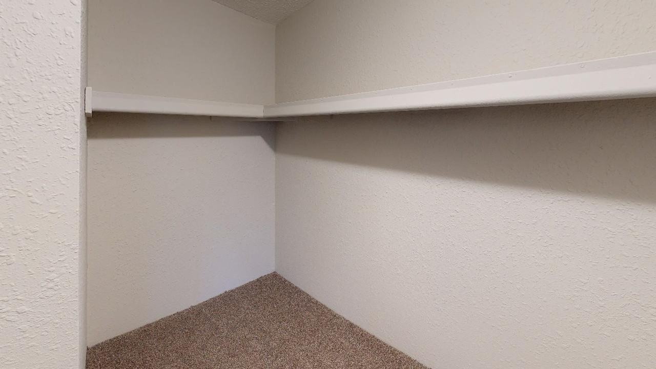 North Pointe Apartments - Photo 7 of 37