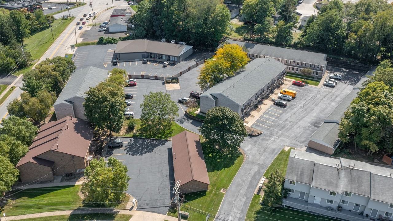 Clyde Crossings - Photo 5 of 13