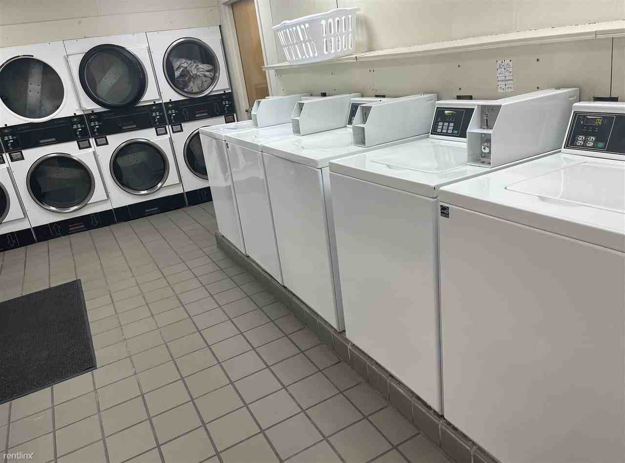 1110 Commonwealth Ave - Photo 2 of 7