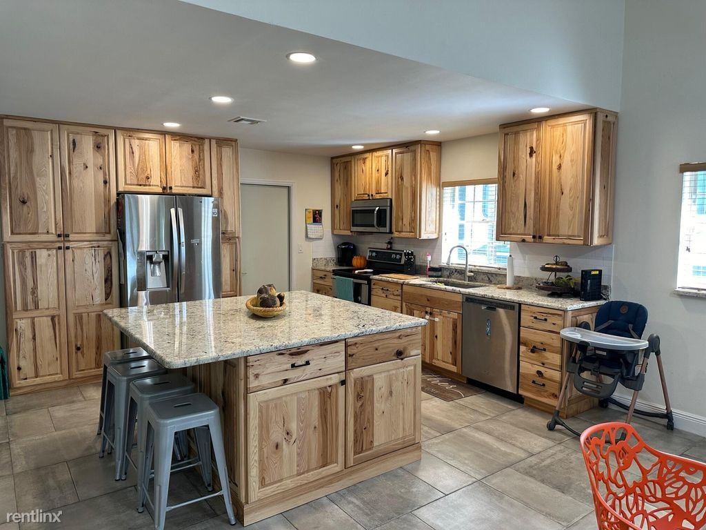 2518 Ranch House Rd - Photo 2 of 21