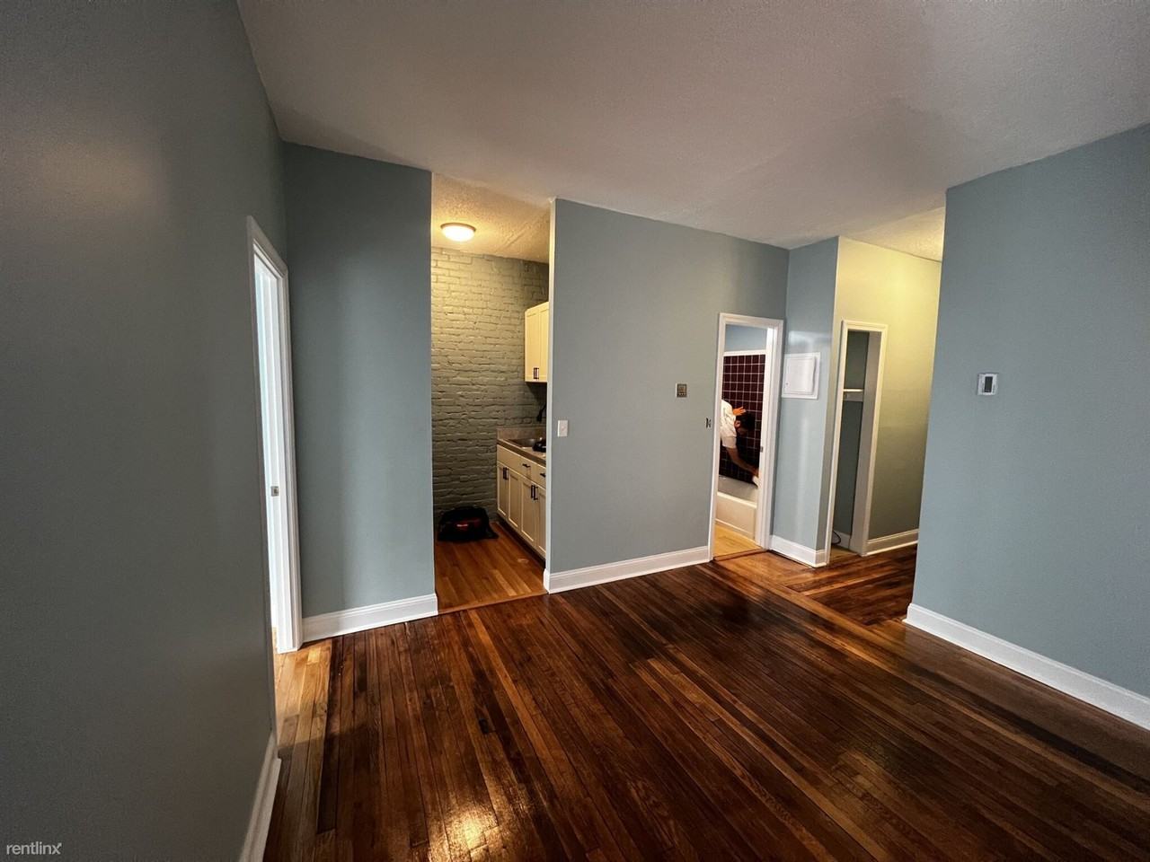 894 Huntington Ave - Photo 3 of 12