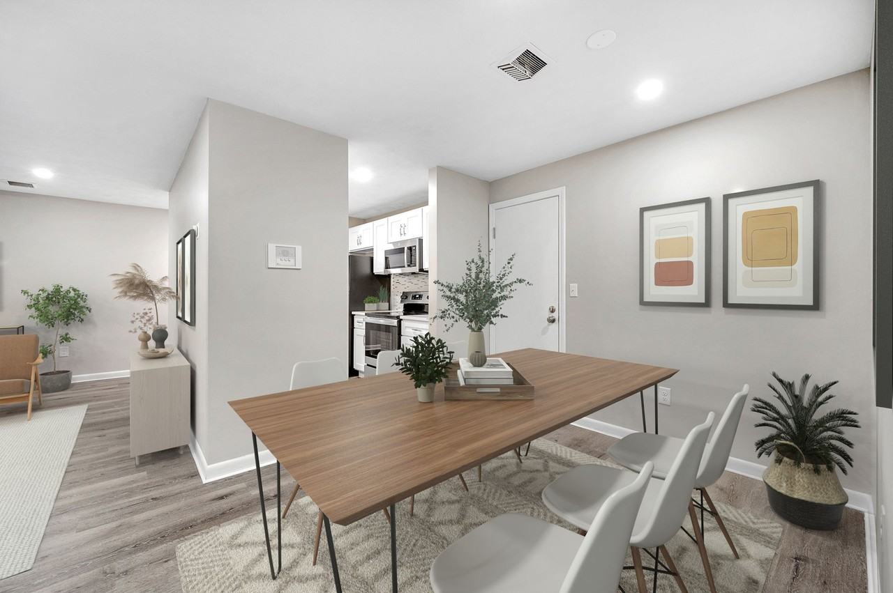 Tatnuck Square Apartments Worcester - Photo 2 of 26