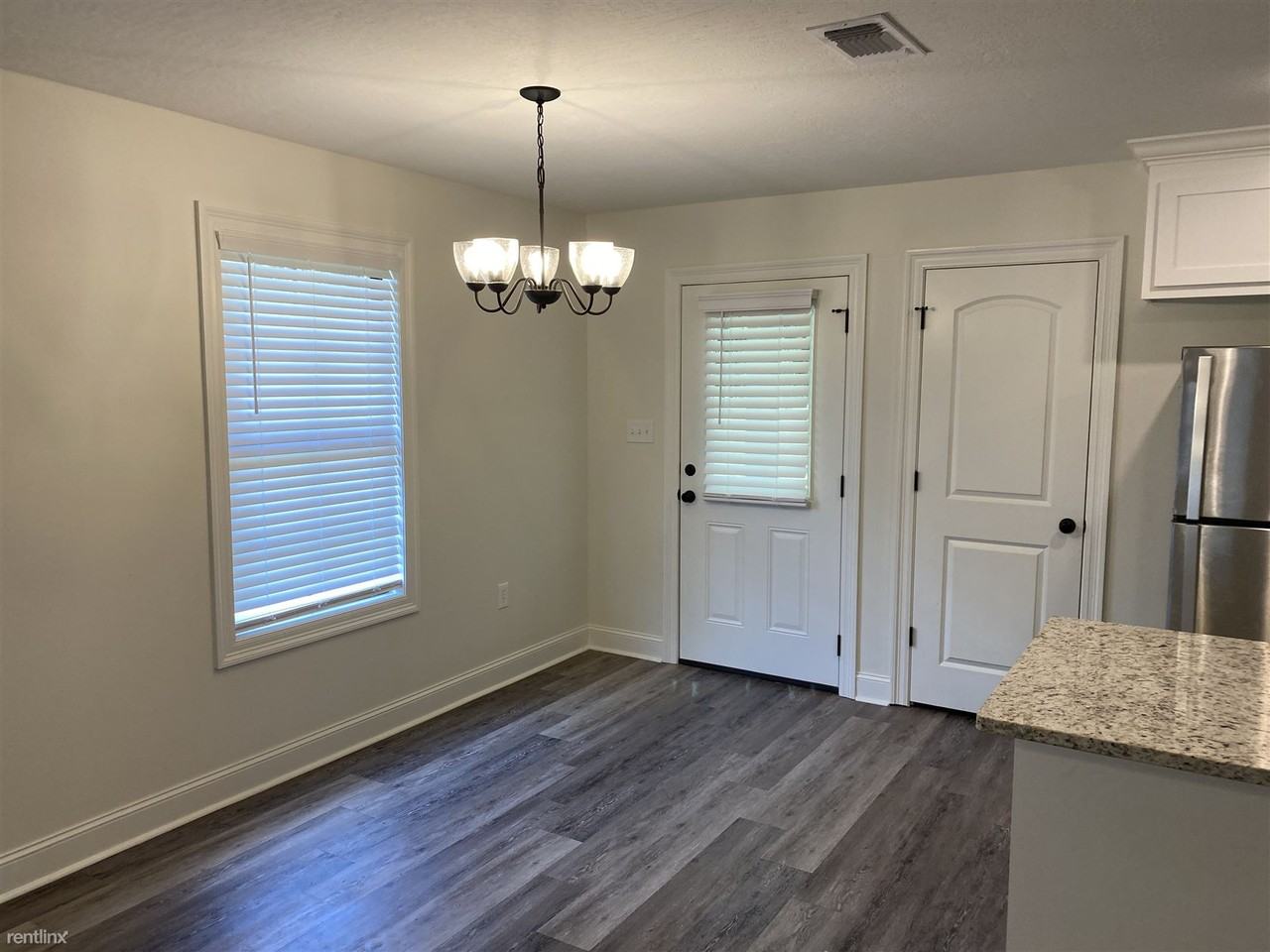 101 Williams St - Photo 2 of 12