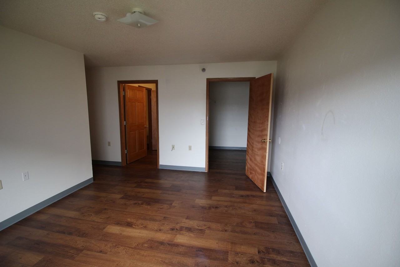 118 Waterloo Street, - Photo 2 of 50