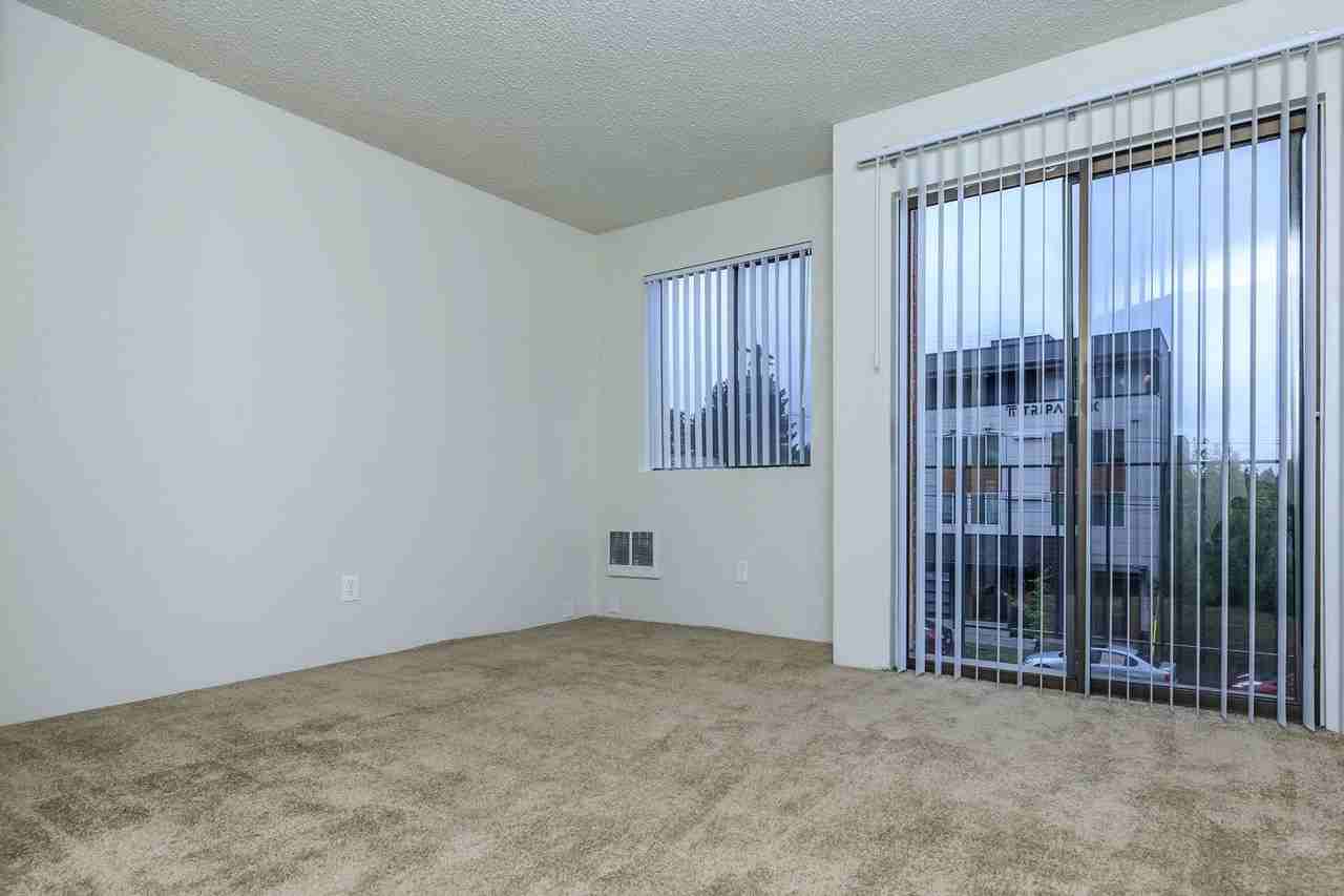 University Park Apartments - Photo 3 of 15