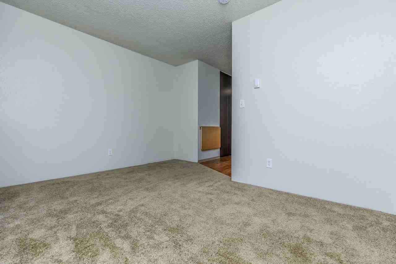 University Park Apartments - Photo 4 of 15