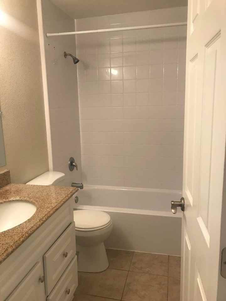 175 - 4860 Northlawn Dr - Photo 2 of 9