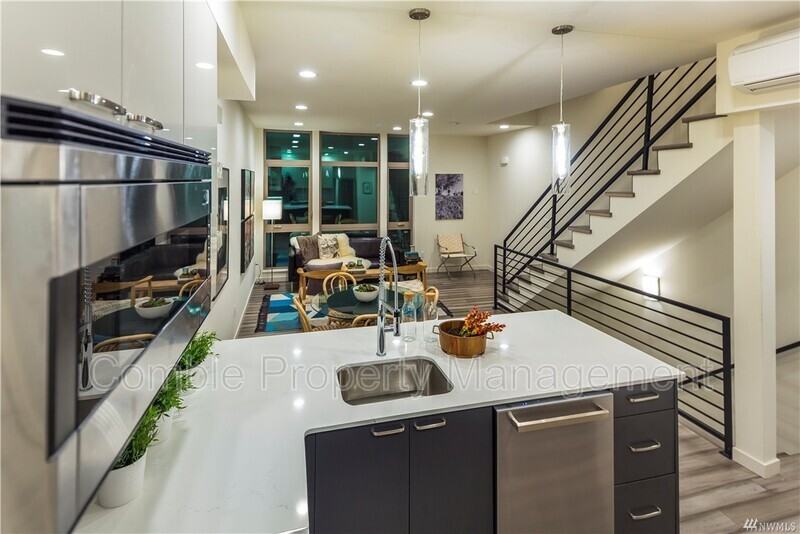 3618 Courtland Pl S #D - Photo 3 of 9