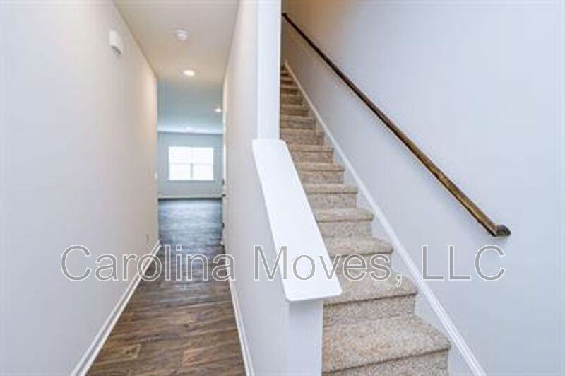 430 Sea Grit Ct - Photo 2 of 17