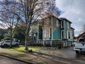 218 Northwest 21st Street #7 - Photo 1 of 1