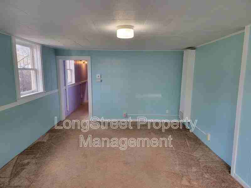 218 Nw 21st St #7 - Photo 4 of 16