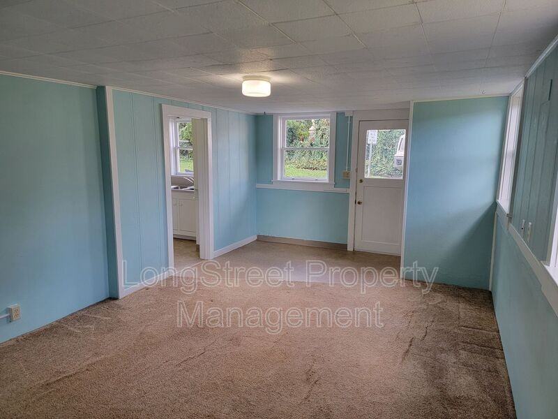 218 Nw 21st St #7 - Photo 5 of 16