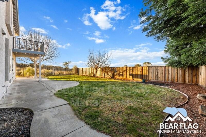 801 Auburn Woods Ct - Photo 3 of 39