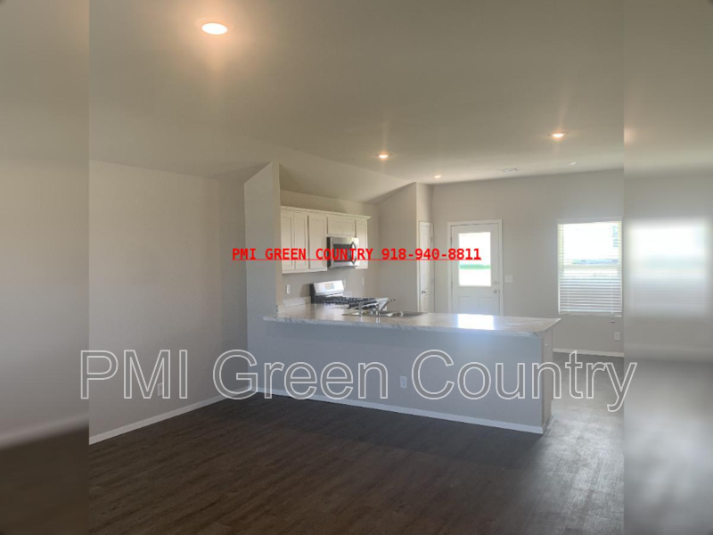 1103 W Abilene Rd - Photo 2 of 23