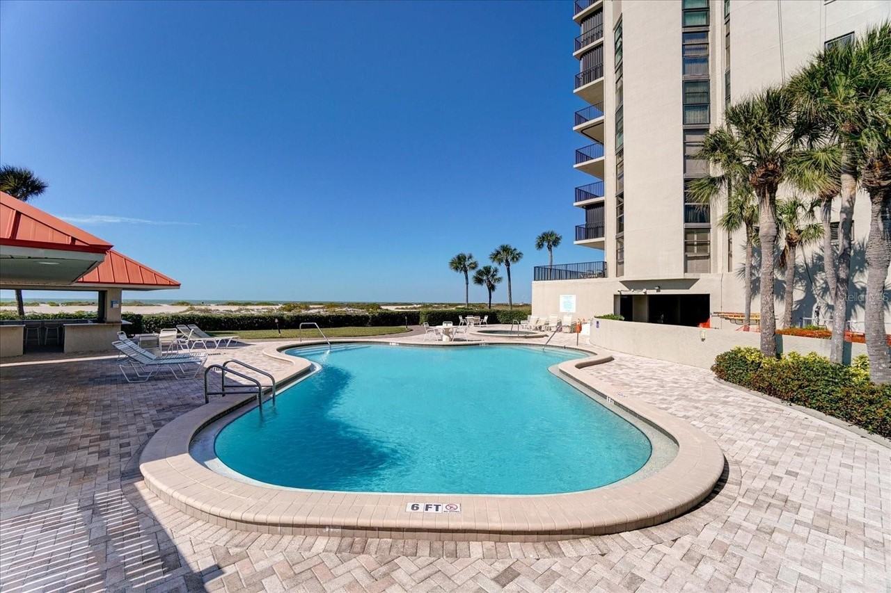 1290 Gulf Blvd #1406 - Photo 3 of 36