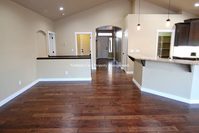 2420 Field Stone Way - Photo 3 of 25