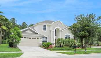 featured image of 6610 Portland Oak Ct