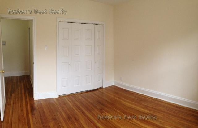 15 Lothian Rd #203 - Photo 3 of 5