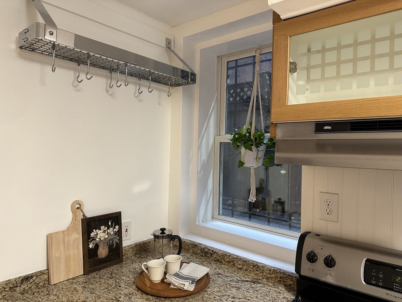 520 Shawmut Ave #1 - Photo 3 of 18