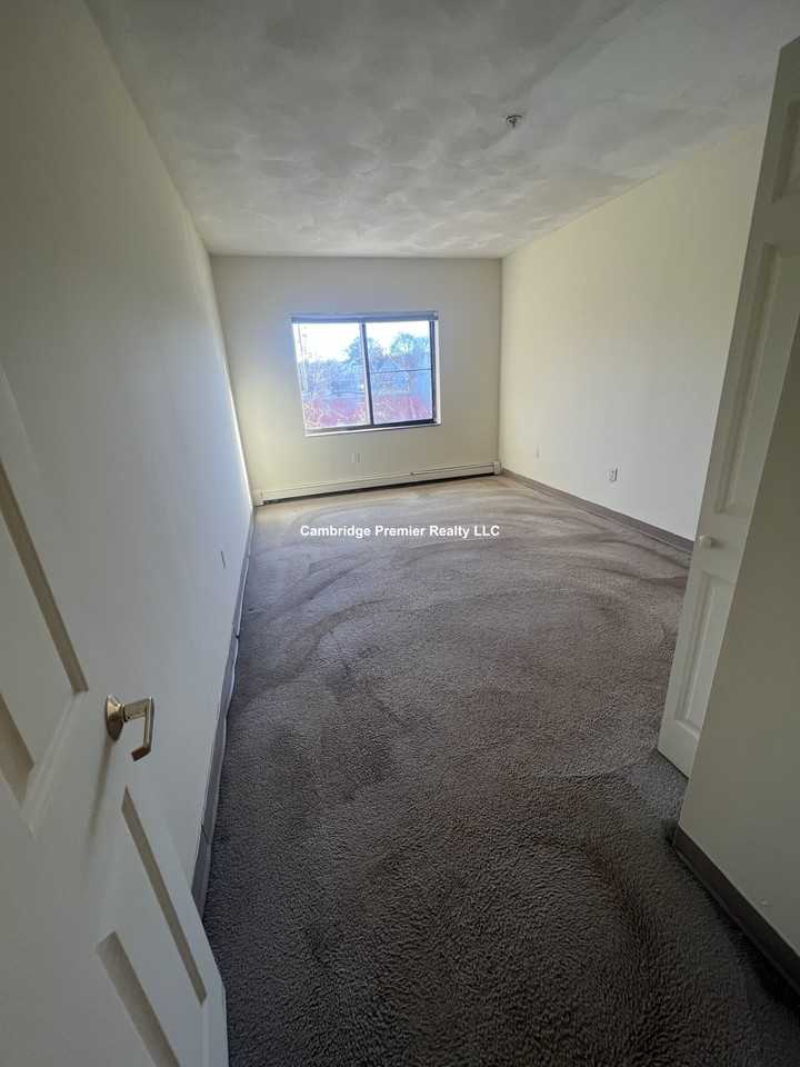 Highland Ave. & West #306 - Photo 3 of 27