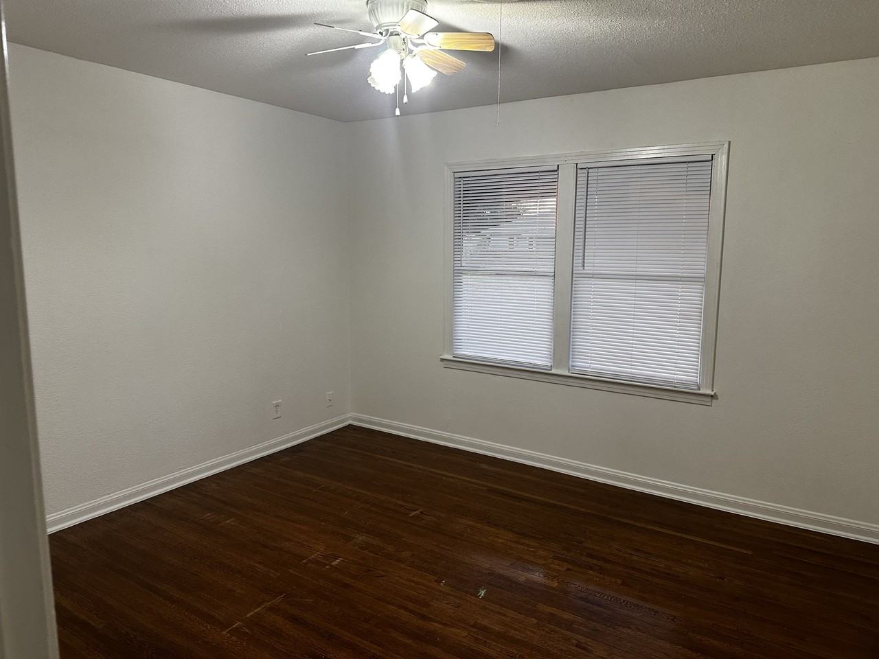 2343 2nd St - Photo 3 of 29