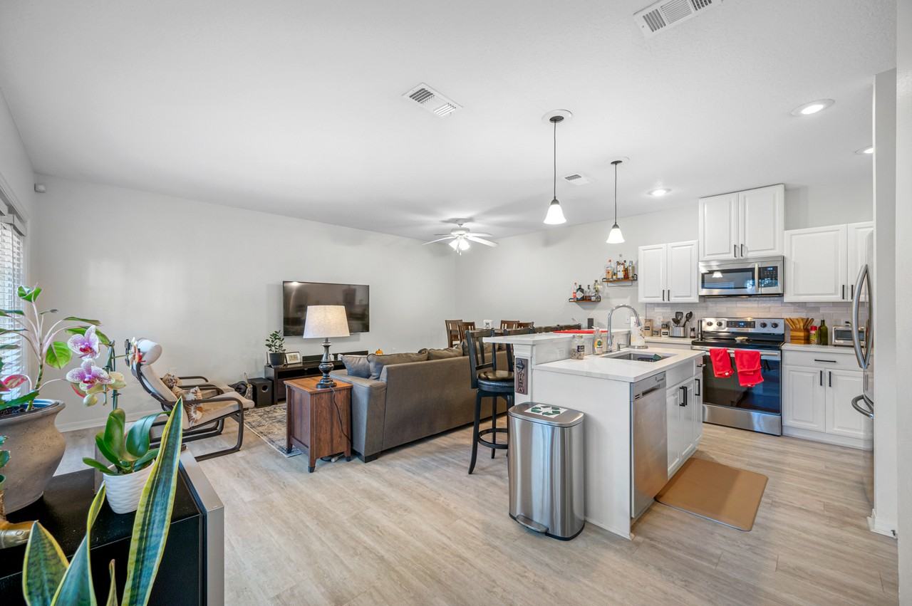 400 S Willow Ave #A - Photo 6 of 29