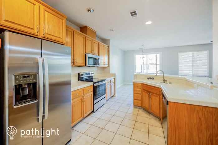 2733 Glow Rd - Photo 2 of 18