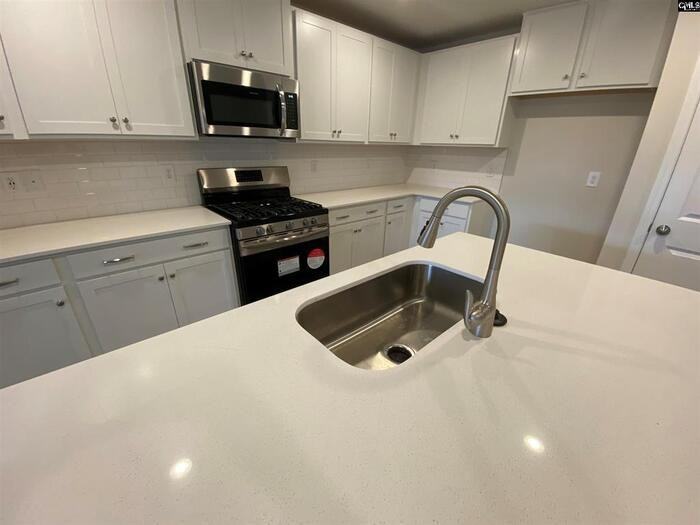 119 Triumph St #C - Photo 3 of 25