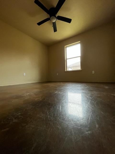 1319 Greens Dr - Photo 6 of 12