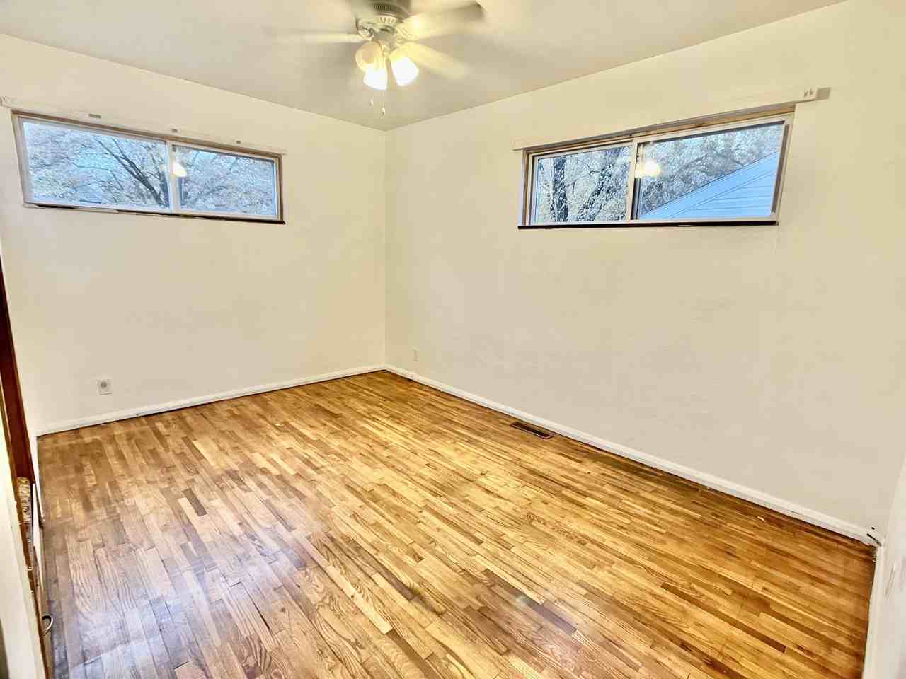 1808 Se Marshall St - Photo 3 of 18