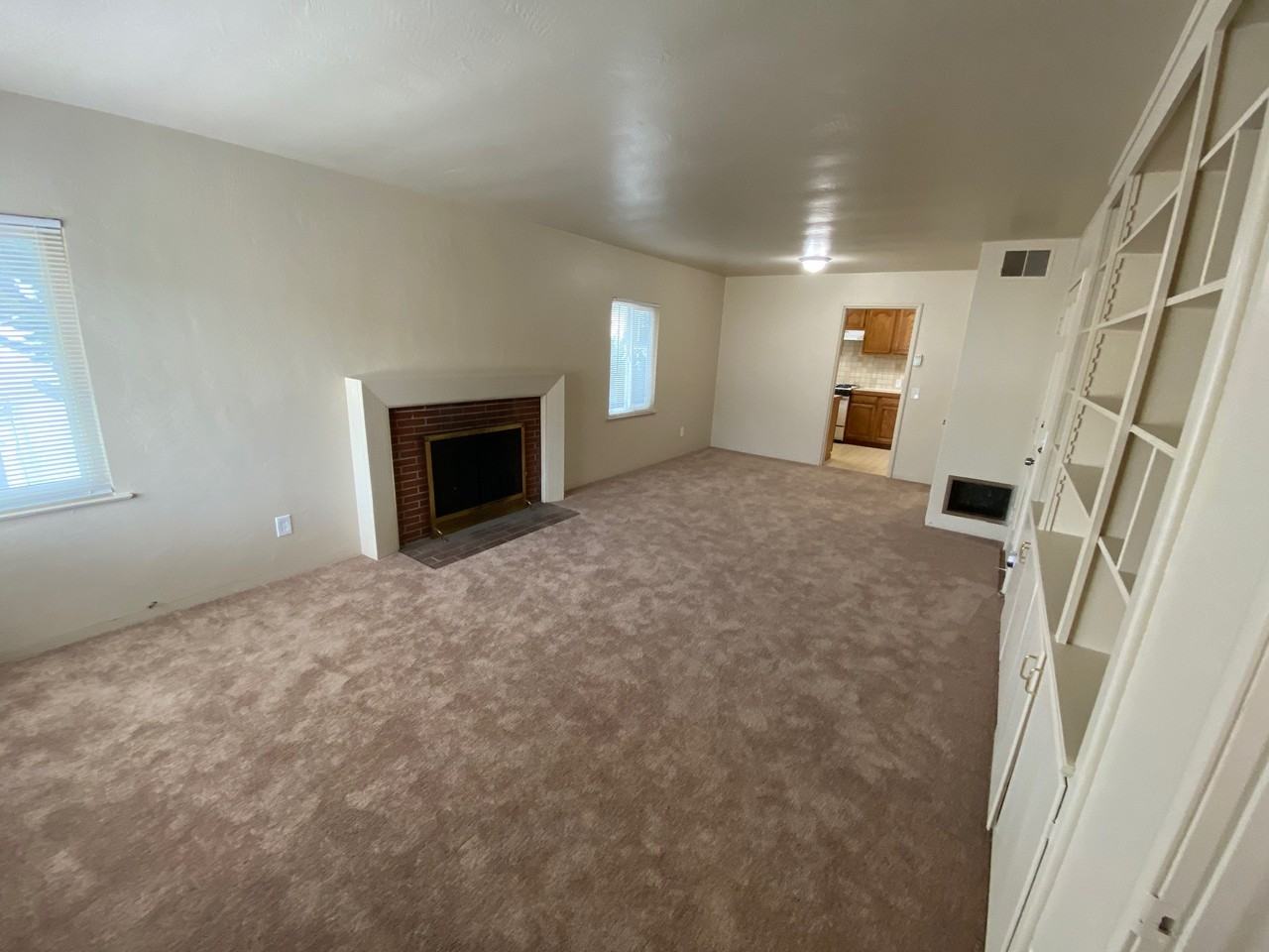 3021 Dakota St - Photo 2 of 13