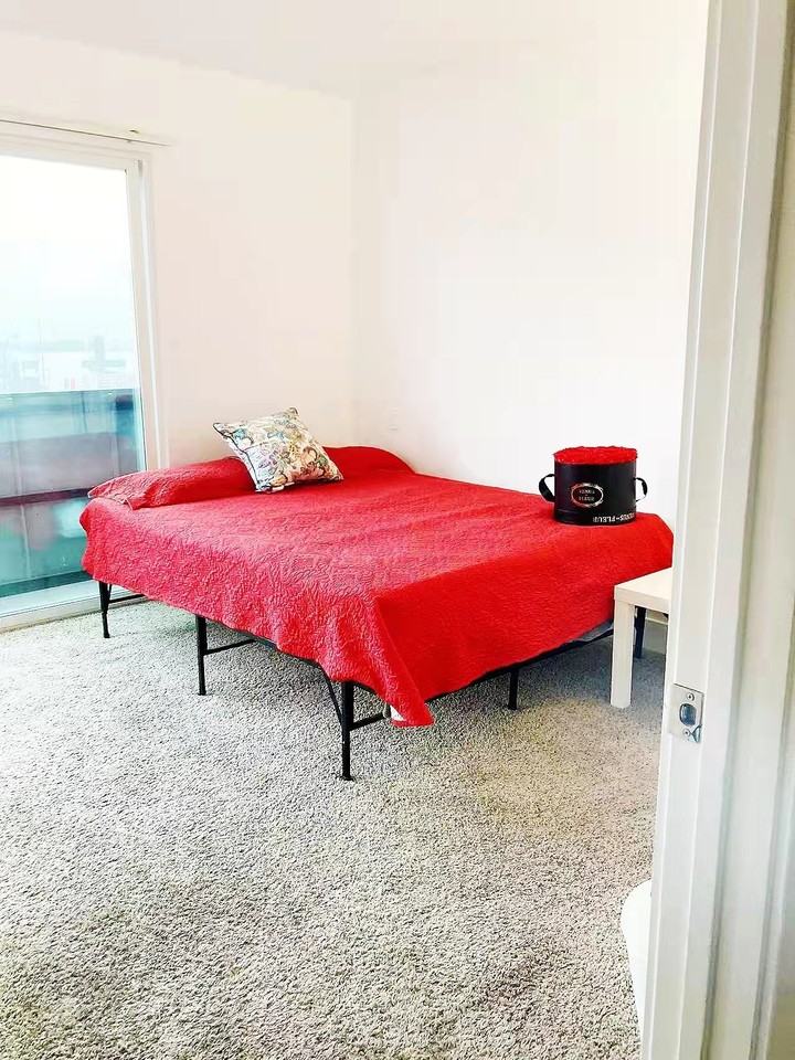 1539 Beloit Ave Ph T - Photo 2 of 29