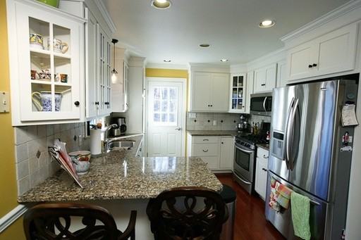 11 Fernwood Dr - Photo 2 of 12