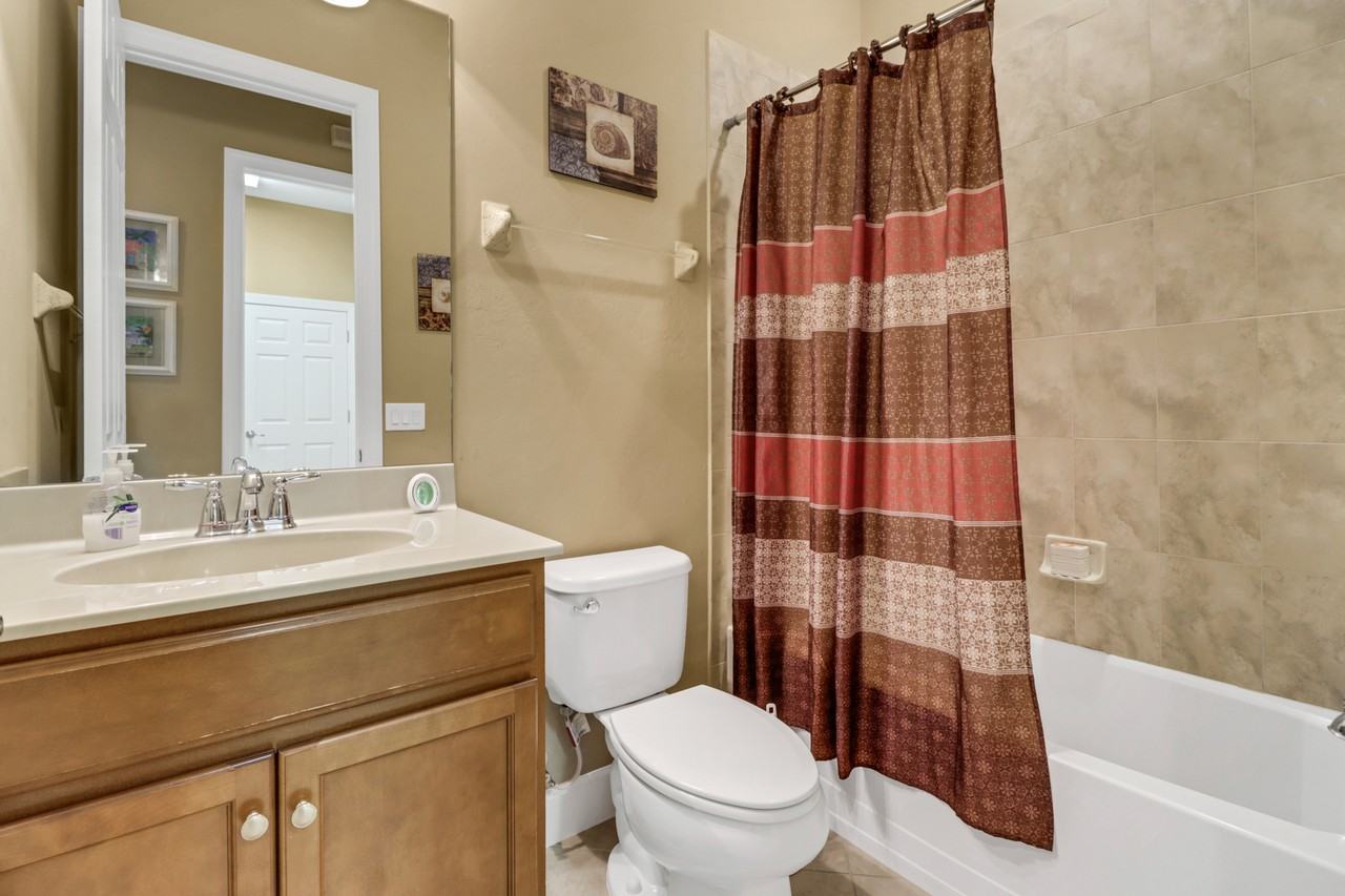 9118 Limestone Ln - Photo 3 of 50