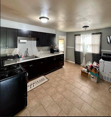 1030 Kline Ave - Photo 3 of 5