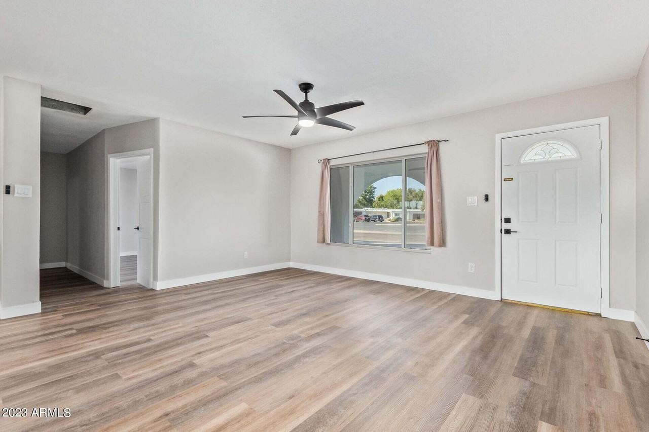 5909 W Elm St #1 - Photo 2 of 19