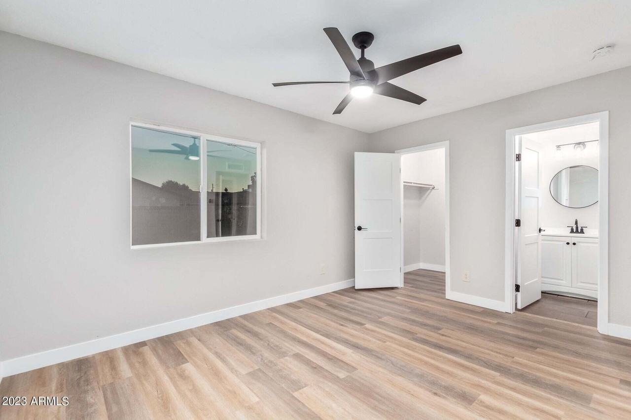 5909 W Elm St #1 - Photo 4 of 19