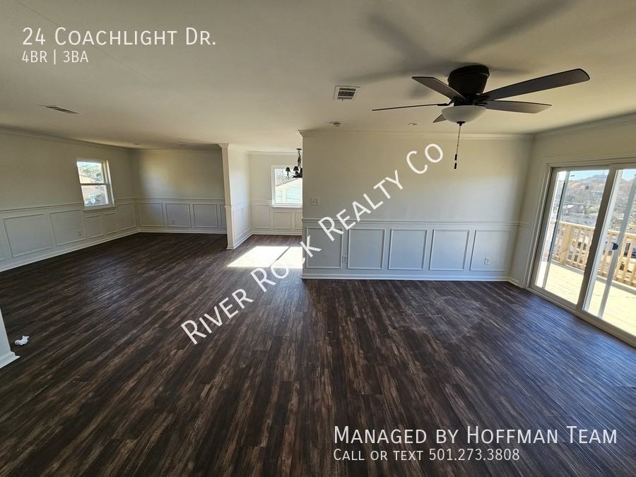 24 Coachlight Dr - Photo 3 of 24